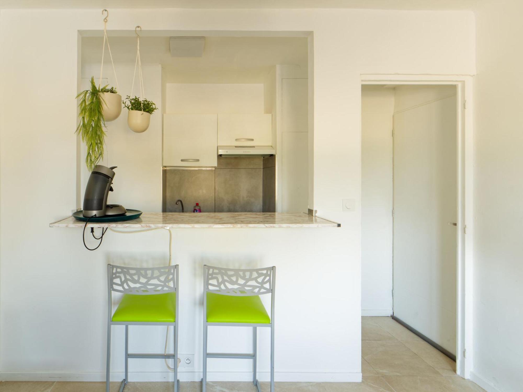 Vue Etang Apartment *